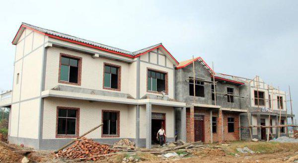 农村自建房先装门窗还是先刮灰