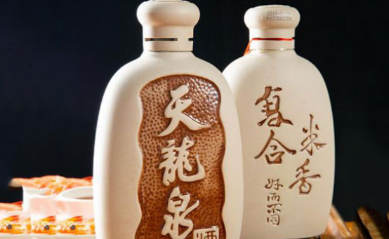 天龙泉是哪里生产的酒品牌