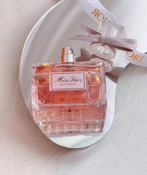 最受欢迎十大女士香水排名