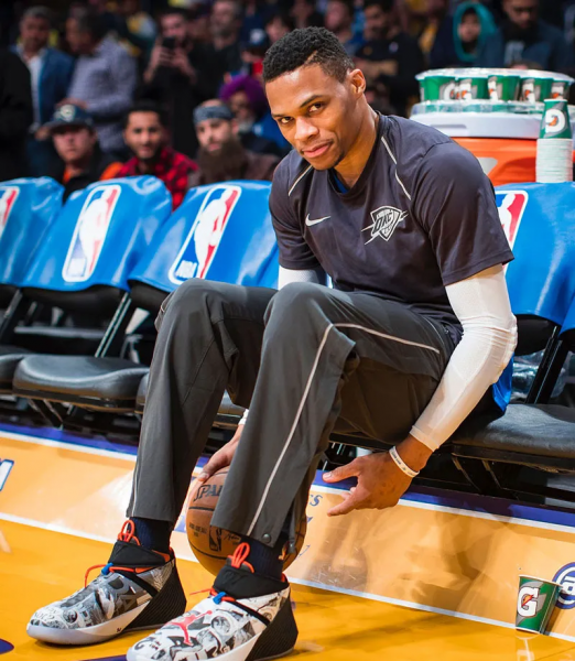 国内版和国外版球鞋有什么区别