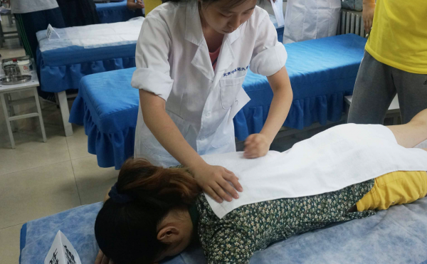 专科学医最吃香的专业排名