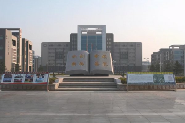 潍坊高中升学率排名靠前