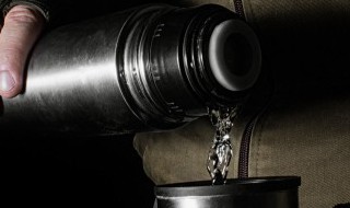 不锈钢水杯能装玻璃水吗 不锈钢水杯是否能装玻璃水