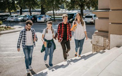 适合计算机专业的笔记本电脑 大一新生该买什么笔记本