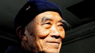 左眉毛有一根特别长是什么意思 眉毛有一根特别长好吗