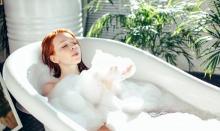 浴缸漏水怎么办 浴缸下水漏水怎么维修