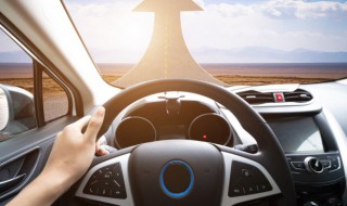 解决汽车大灯水泡的方法 大灯进水处理方法是什么