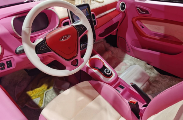 女士适合开的小型车有哪些