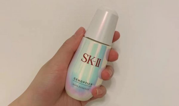 提亮肤色用什么护肤品效果好