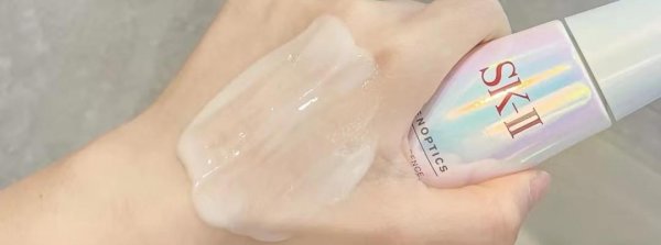 提亮肤色用什么护肤品效果好