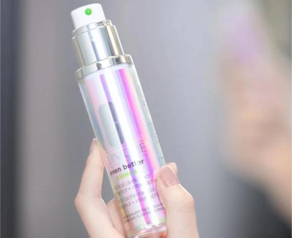 提亮肤色用什么护肤品效果好