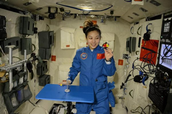 火星与地球距离多远