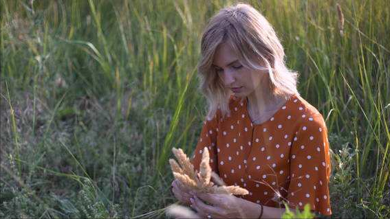 含羞草的样子颜色气味其他描写