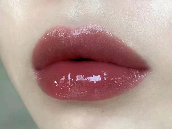 最适合素颜的5种口红色号