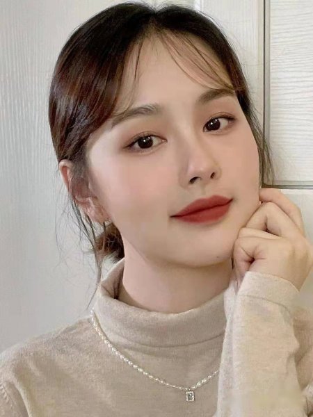 最适合素颜的5种口红色号