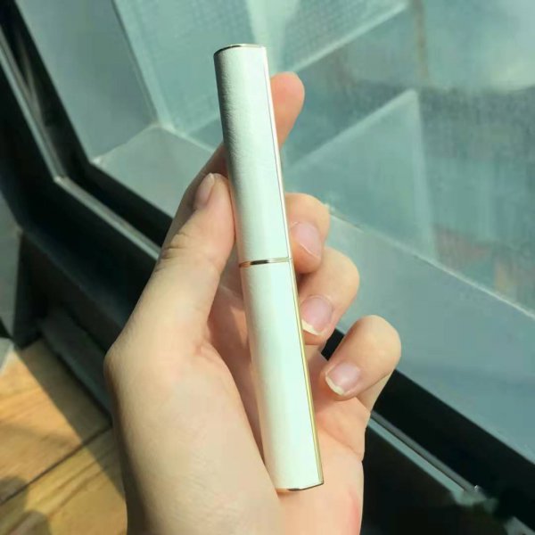 最适合素颜的5种口红色号