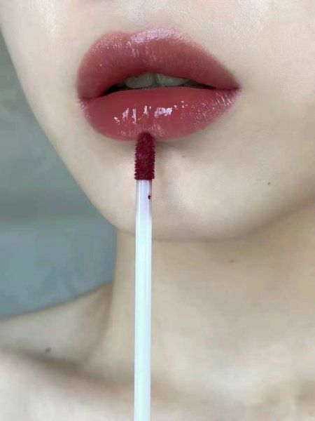 最适合素颜的5种口红色号