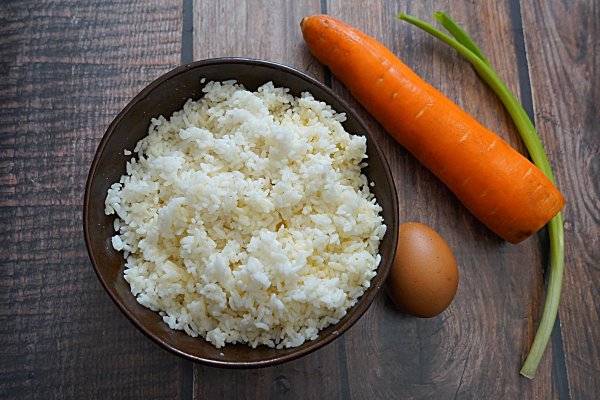 炒米饭怎么炒成一粒一粒的