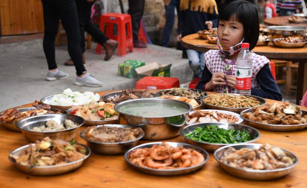 吃席是红事还是白事