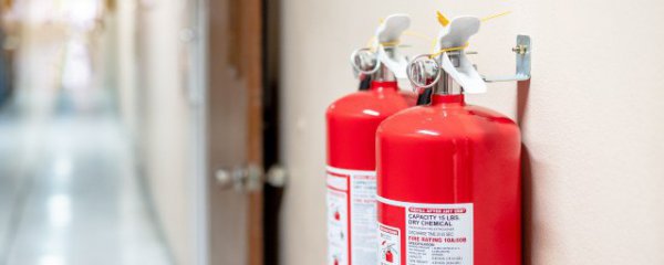 干粉灭火器和二氧化碳灭火器的区别