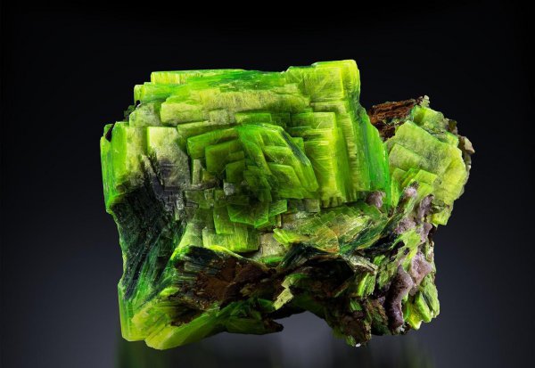 现在漂浮气球里面是什么气体