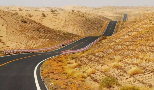 新疆自驾游攻略完整版