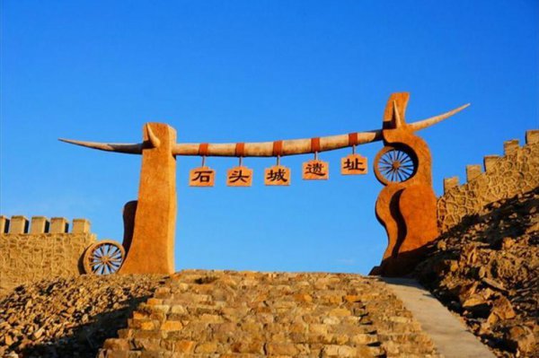 新疆自驾游攻略完整版