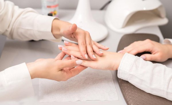 一个新手怎么开美甲店