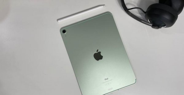 苹果ipad和air哪个实用