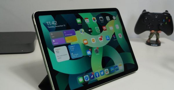 苹果ipad和air哪个实用