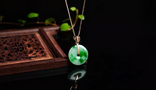 玉怎么保养才能越来越亮