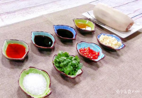 藕里面的泥巴怎么清理