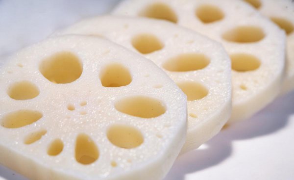 藕里面的泥巴怎么清理