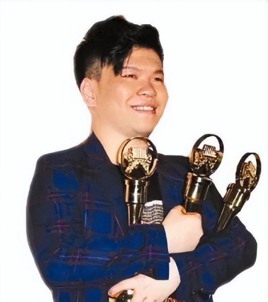 常石磊个人资料简介