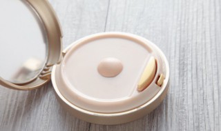 粉饼和散粉的区别是怎样 粉饼和散粉有什么不同