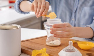 怎样分辨奶粉的好坏 如何分辨奶粉好不好