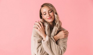 怎么鉴别羊绒衫 鉴别羊绒衫真假的方法