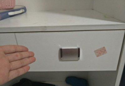 抽屉怎样从滑轨卸下来 衣柜抽屉滑轨怎么拆卸的小方法