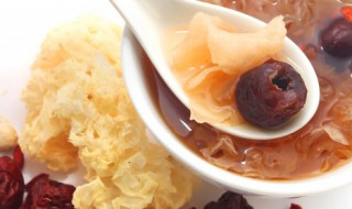 银耳汤怎么熬比较浓 怎样做银耳汤才浓稠呢