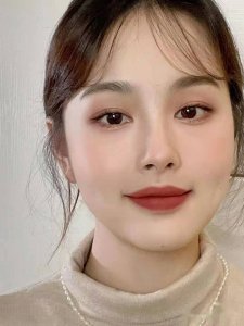 最适合素颜的5种口红色号 什么口红色号适合素颜淡妆