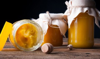 吃蜜糖有什么好处 吃蜜糖有哪些好处