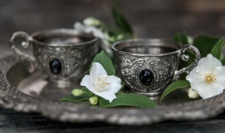 送岳父水杯刻什么字有意义 送岳父水杯刻字推荐