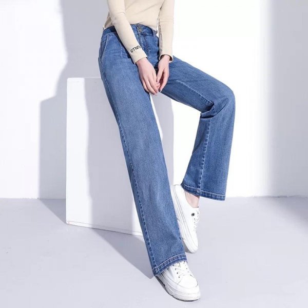 牛仔裤第一次清洗放什么防掉色