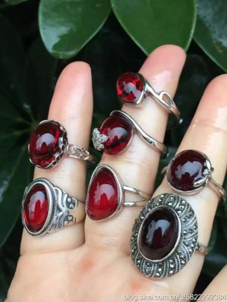 几十块钱的血珀是真的吗