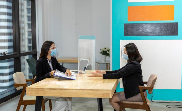 在银行当柜员太痛苦了真的吗