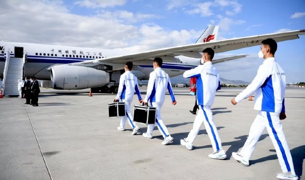 奥运圣火怎么上飞机