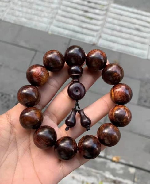 海黄糠梨和油梨哪个好