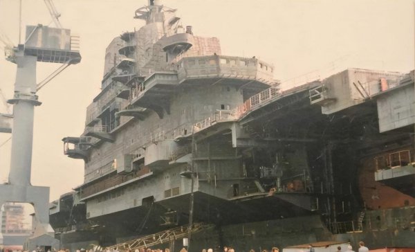 瓦良格号航母的前世今生