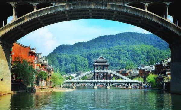 凤凰有什么好玩的地方推荐