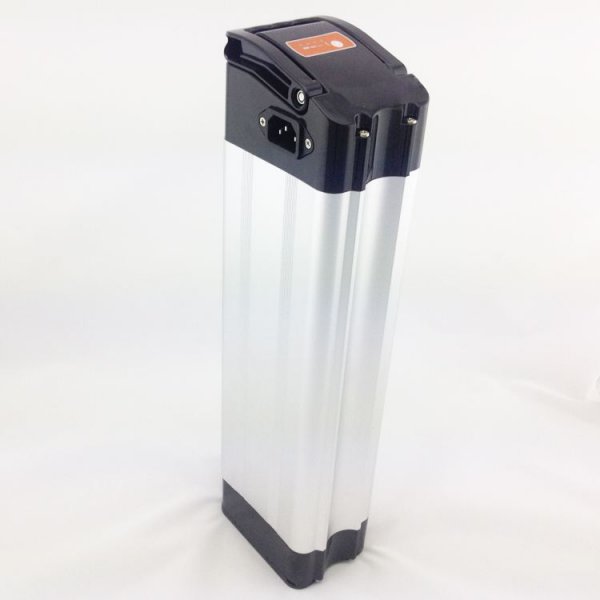 锂电池饿死激活方法